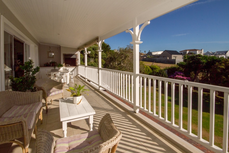 3 Bedroom Property for Sale in Upper Main Street Western Cape